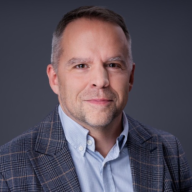 Németh Valentin - ügyvezető
